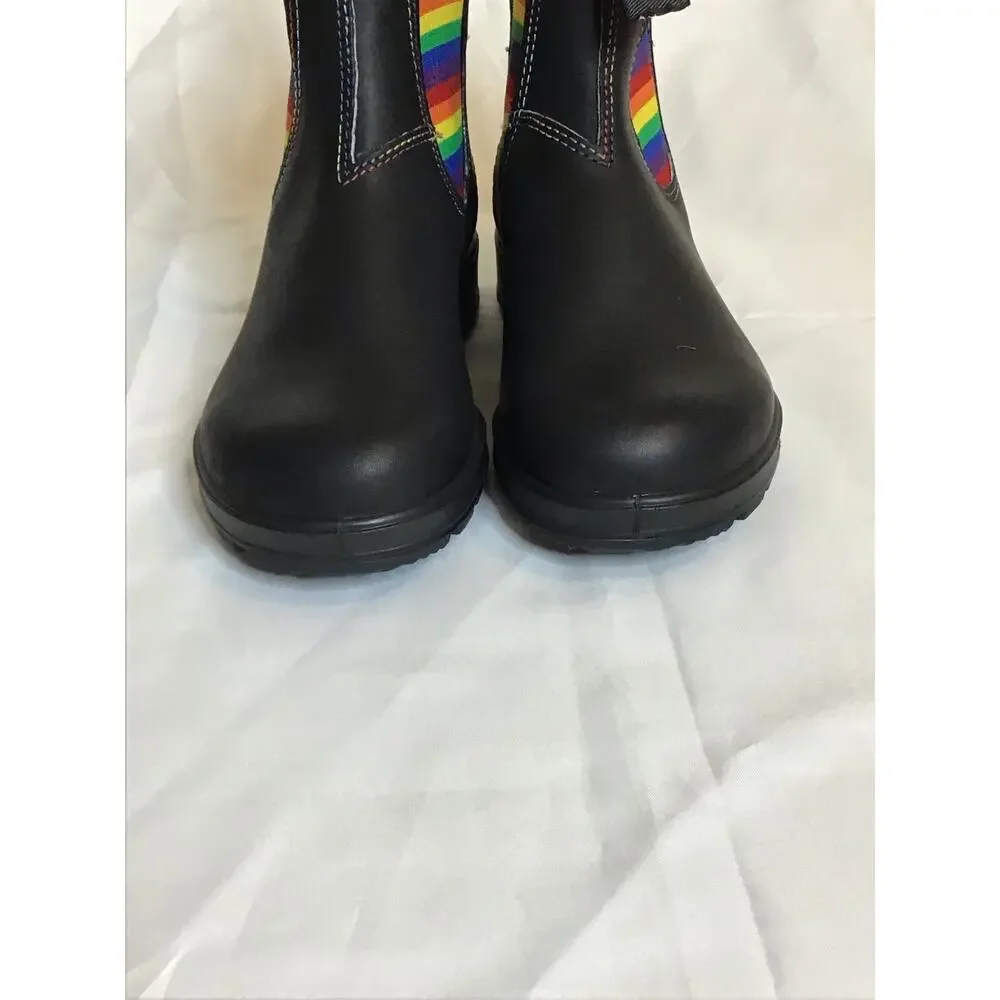 Blundstone 2105 Women Black  Rainbow Chelsea boot NWOT Sz.4/7US Comfort Gorpcore